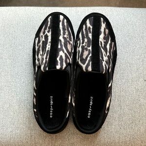 Animal Print Shoes! New, without tags!